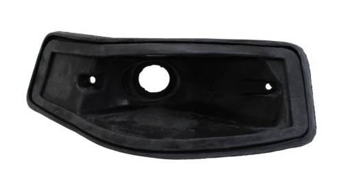 Chuck's Convertible Parts - SEALS, FRONT TURN, RIGHT, ALL GHIAS 1970-74